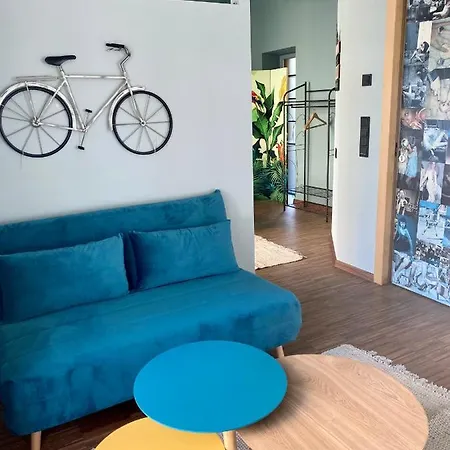 Sleep & Go -meran Easy Staying Albergue *